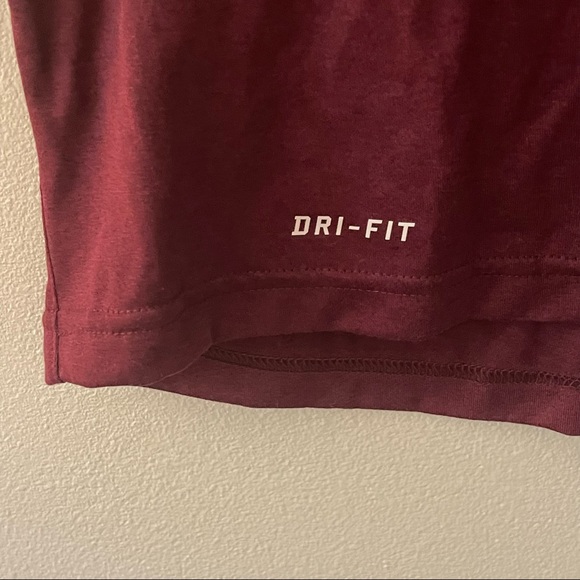 University of Mn Nike DryFit Mens Shirt - Picture 8 of 9